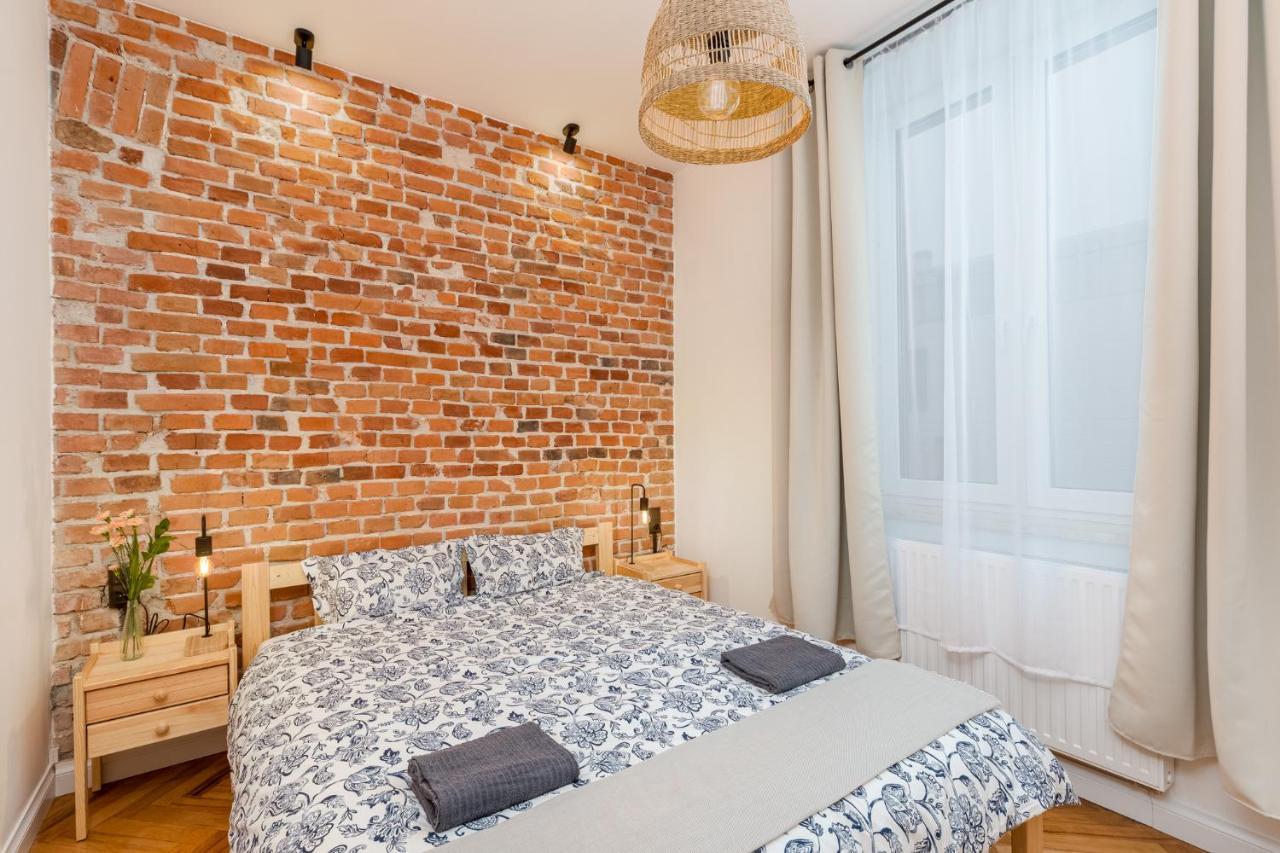Charming Aparments In Perfect Location Apartment Krasków Exterior foto